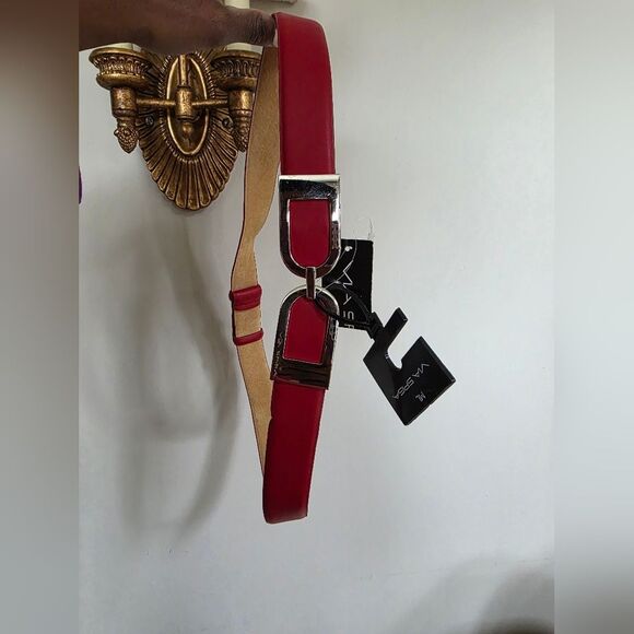 Via Spiga Genuine Leather Red Belt Adjustable Womens Size M/L Hook Front NWT - Picture 1 of 12